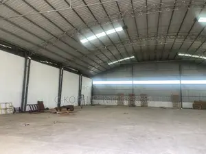 1000 SQM Warehouse With Offices at Circle for Rent