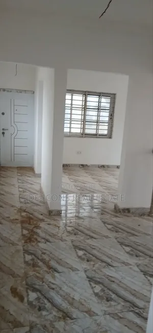 4bdrm Duplex in De-Icons Real Estate, Awutu Senya East Municipal