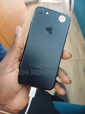 Apple iPhone 7 32 GB Black