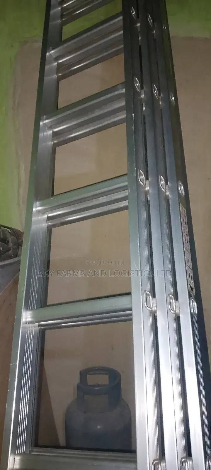 Ladder For Rental (30 Steps) /Scaffold Rental
