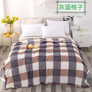Bed Comforter With Pillow Cases( Queen Size)