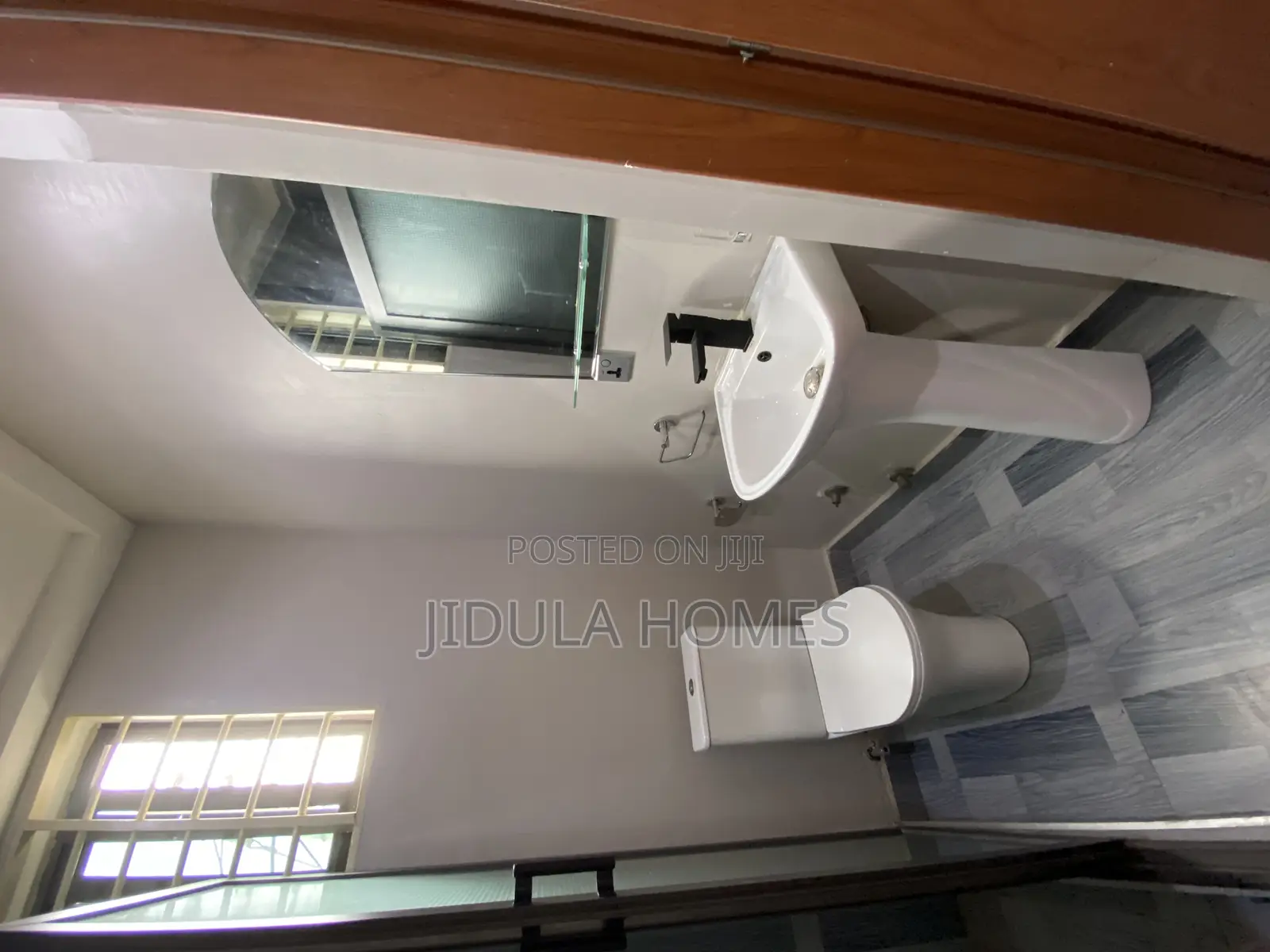 4bdrm Duplex in Agiriganor, School Junction for rent