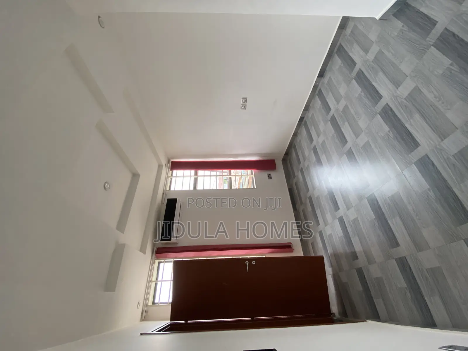 4bdrm Duplex in Agiriganor, School Junction for rent