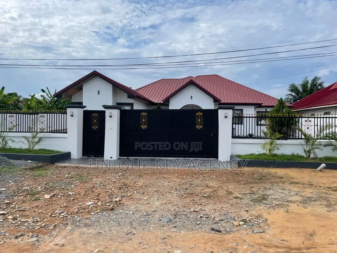 5bdrm Apartment in Unique Key Agency, Accra Metropolitan for rent