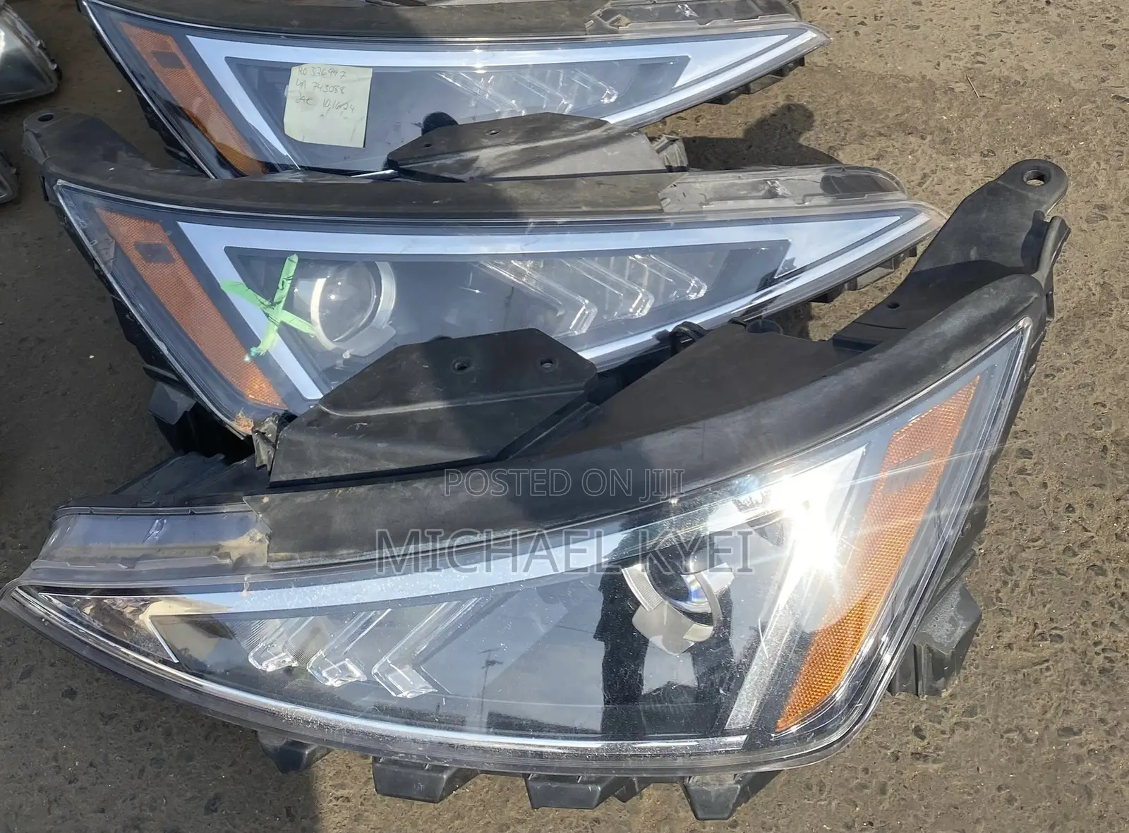 Hyundai Elantra 2019 Headlight Pair