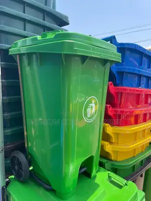 120l Hdpe Pedal Garbage Bin With Wheels
