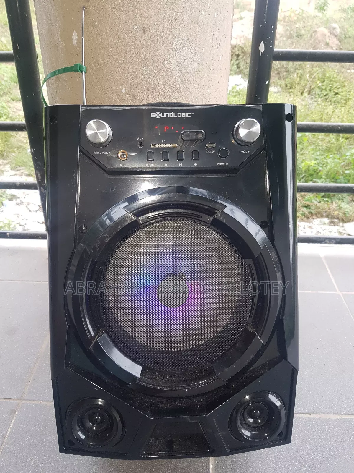 Rechargeable Bluetooth Speaker