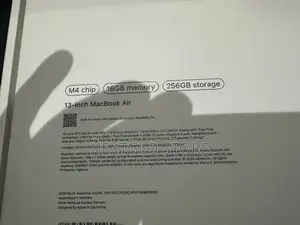 New Laptop Apple MacBook Air 16GB Apple M4 SSD 256GB