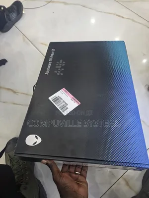 New Laptop Dell Alienware Area-51 32GB Intel Core Ultra 9 SSD 2T