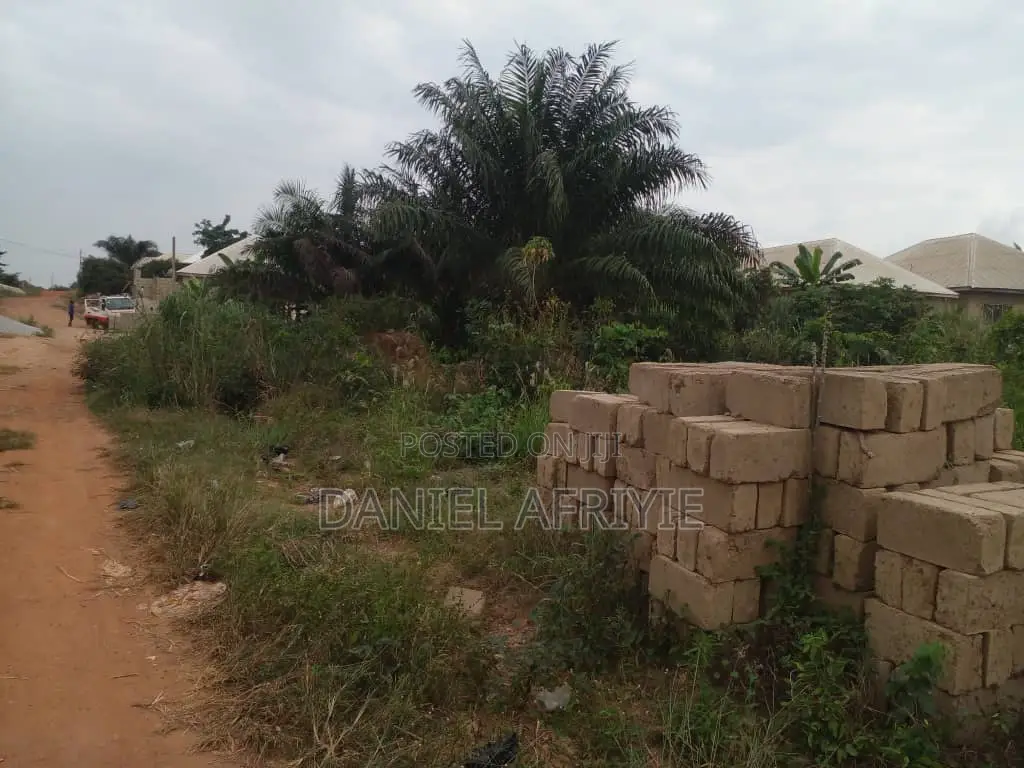 Full Plot of Land With Fence Wall for Sale at Atonsu Sawua
