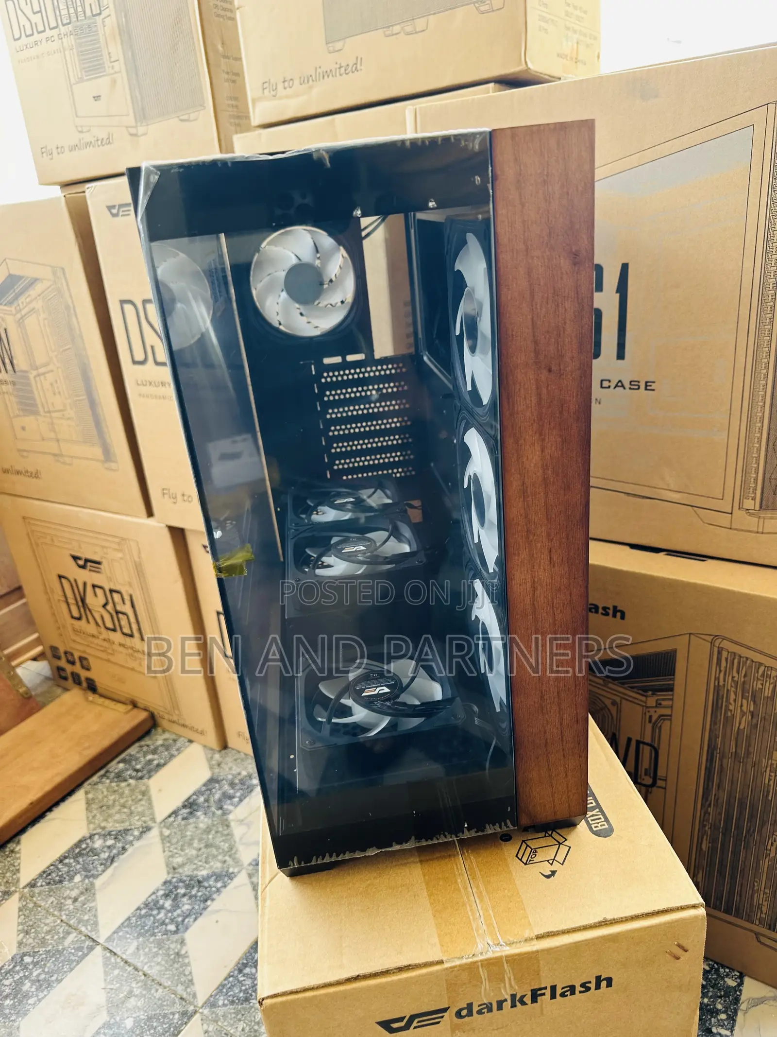 Darkflash Ds900w Atx Case With 7-argb Fans, Tempered Glass, Walnut