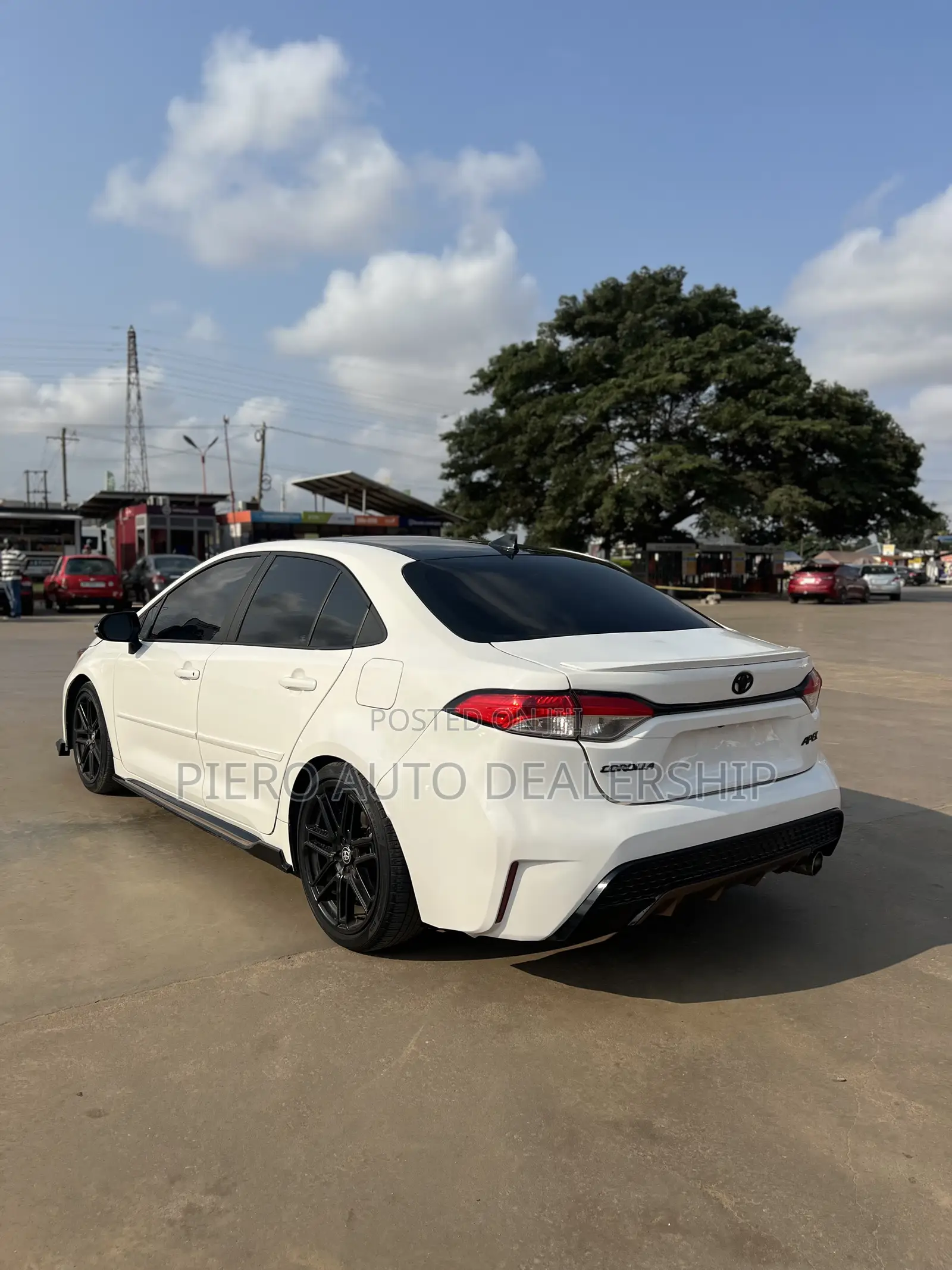 Toyota Corolla 2023 White