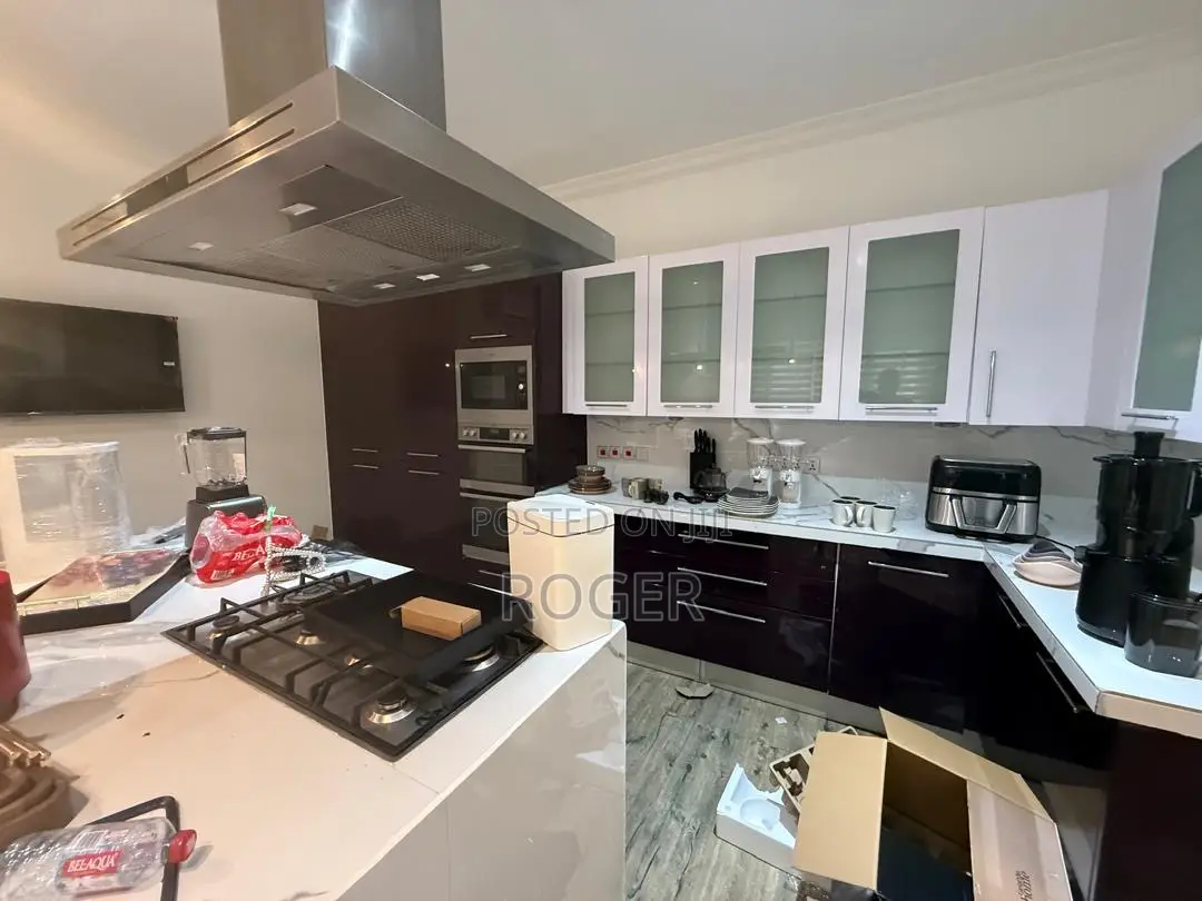 7bdrm House in Airport East for rent