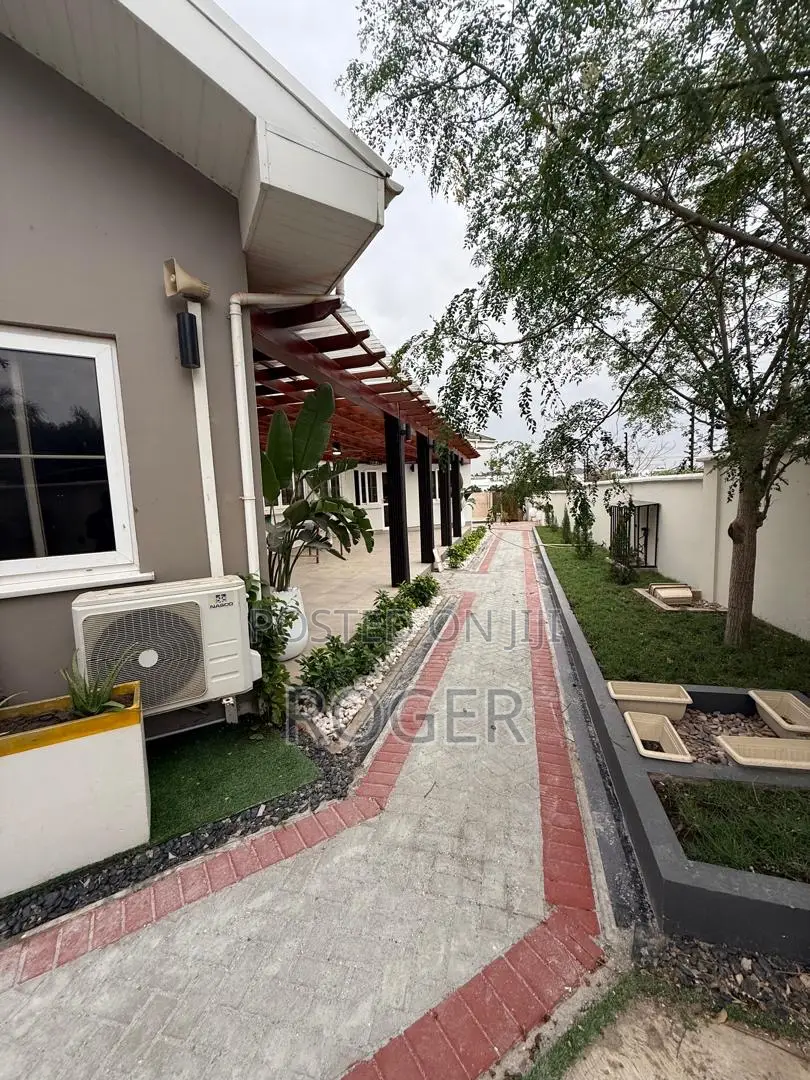 7bdrm House in Airport East for rent