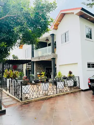 5bdrm House in East Legon for rent