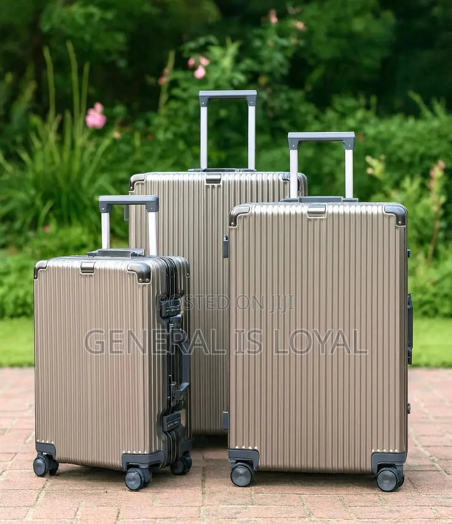 3 Set Traveling And Luggage Bag