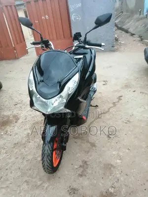 Honda 2023 Black