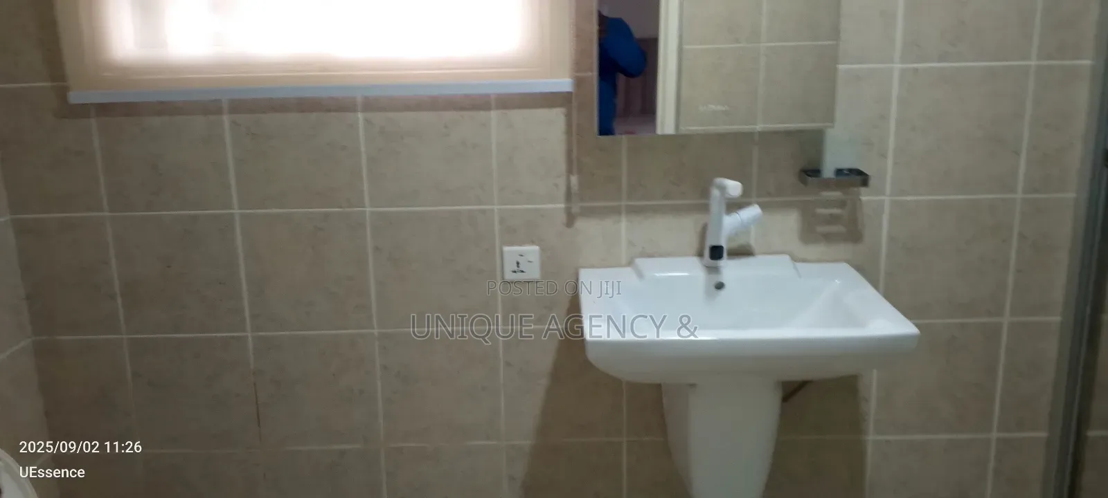 4bdrm Duplex in Tema Metropolitan for rent
