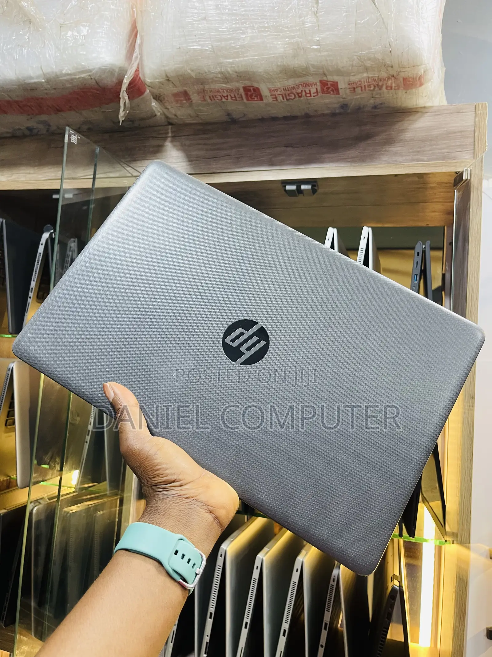 Laptop HP 250 G7 8GB Intel Core I5 HDD 1T