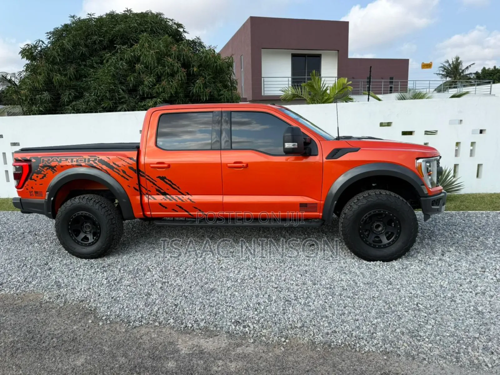 Ford F-150 Raptor 2023 Orange