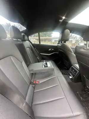 BMW 330i 2020 White