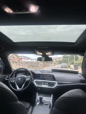 BMW 330i 2020 White
