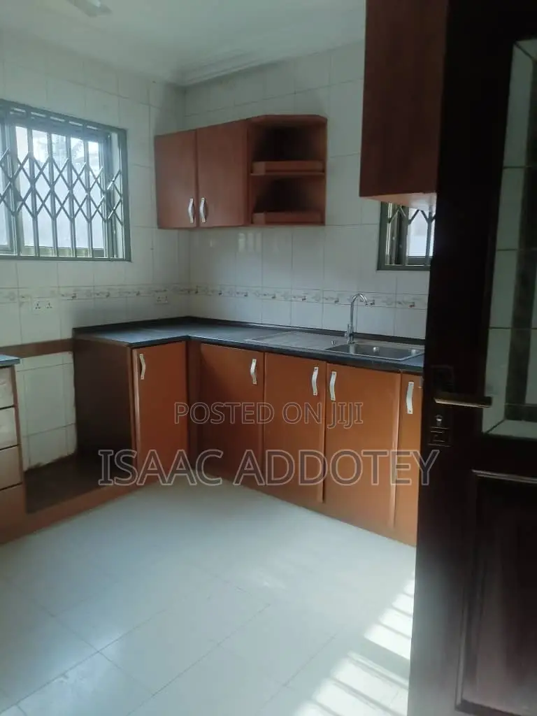 4bdrm Apartment in Spintex She'Ll Sign for rent