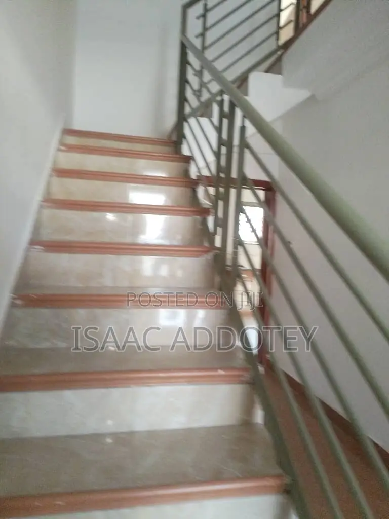 4bdrm Apartment in Spintex She'Ll Sign for rent