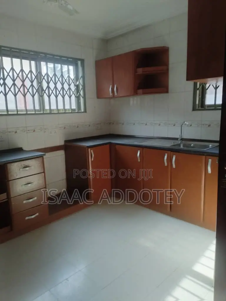 4bdrm Apartment in Spintex She'Ll Sign for rent