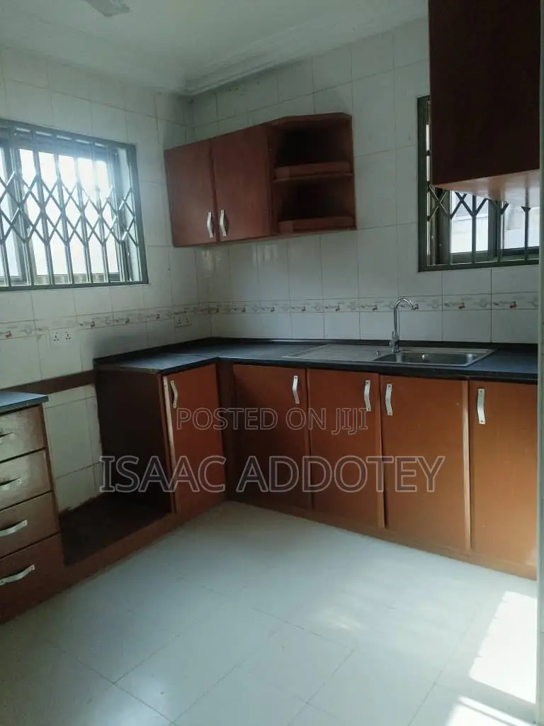 4bdrm Apartment in Spintex She'Ll Sign for rent