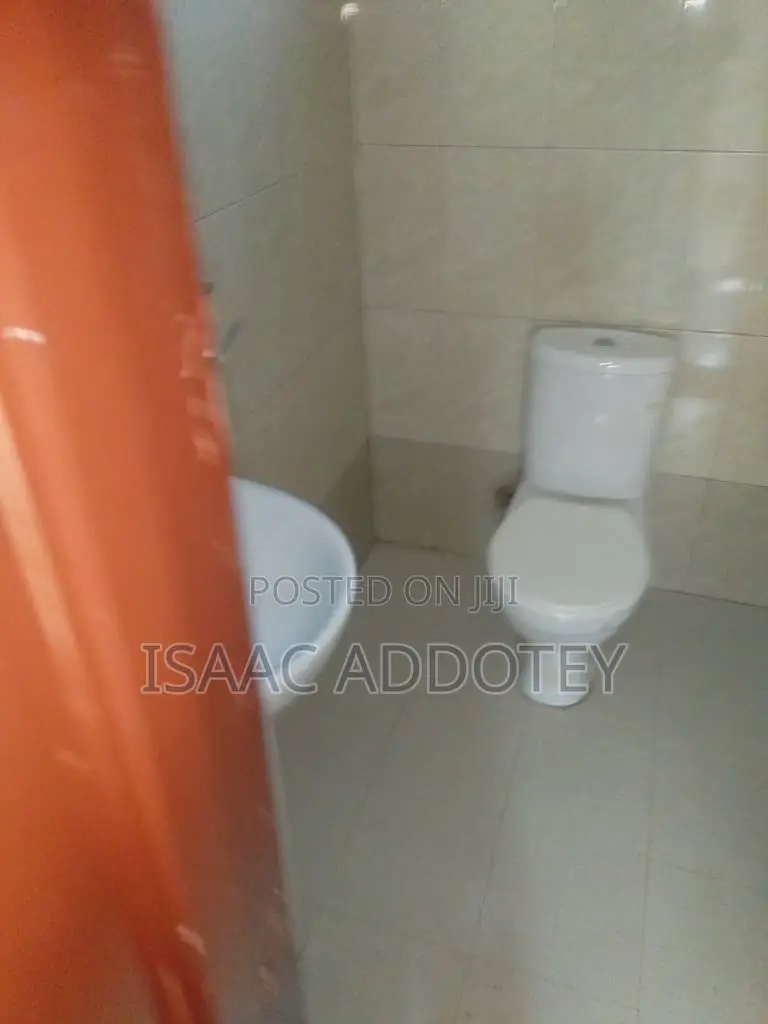 4bdrm Apartment in Spintex She'Ll Sign for rent