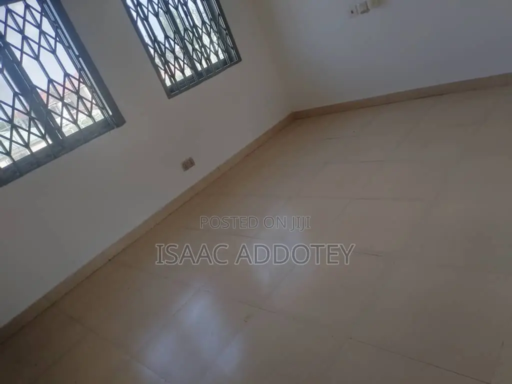 4bdrm Apartment in Spintex She'Ll Sign for rent
