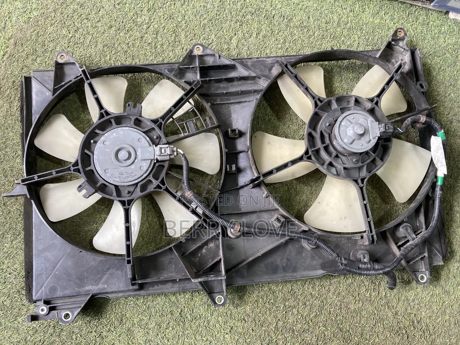 2014-2018 Radiator Cooling Fan for Toyota Voxy