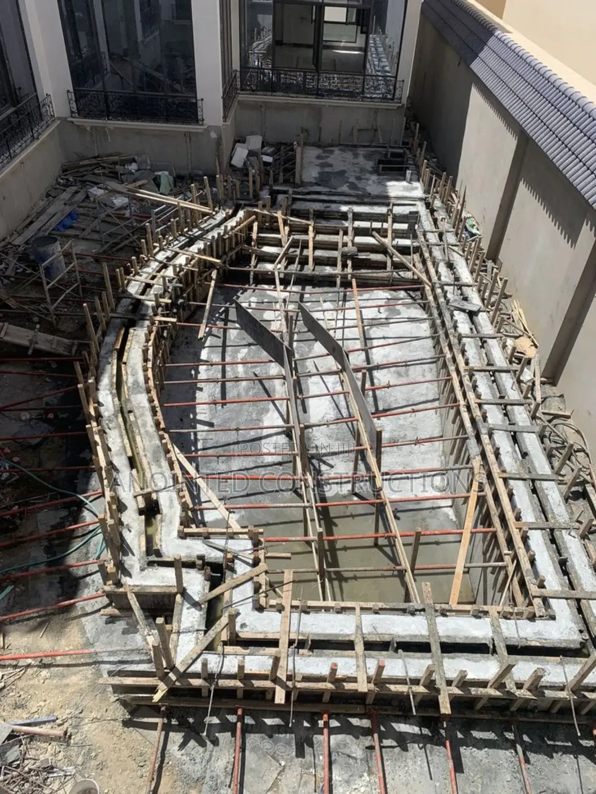 Commercial Swimming Pools