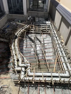 Commercial Swimming Pools