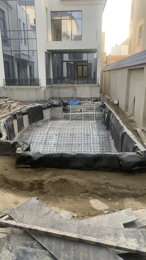 Commercial Swimming Pools