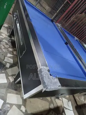 Mable Top Coin Operated Snooker/Pool Table