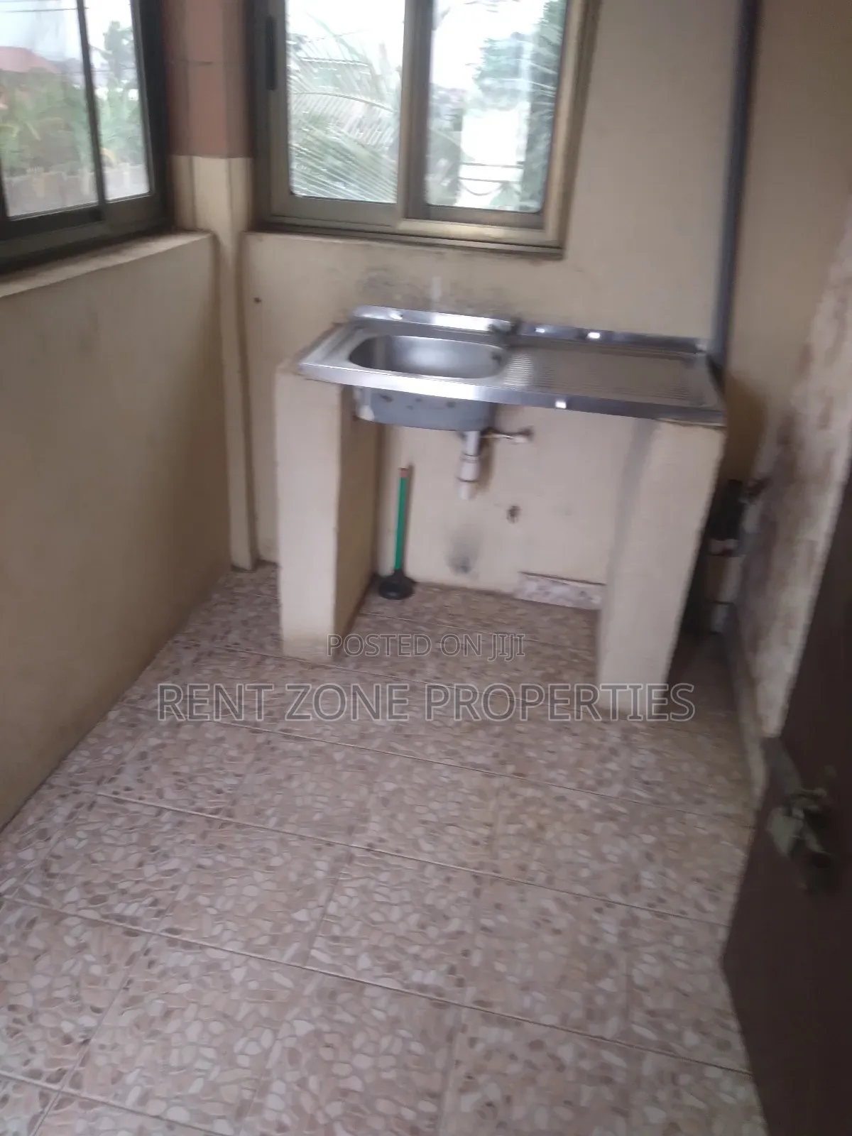 1bdrm Apartment in Rent Zone Properties, Ofankor for rent