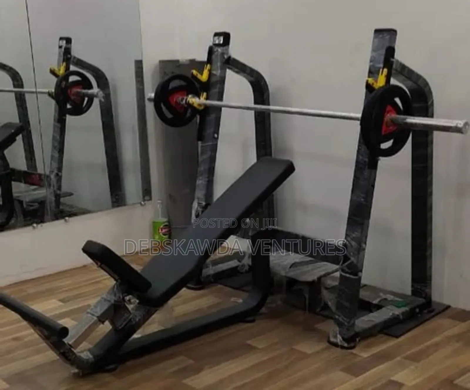 Commercial Bench Press