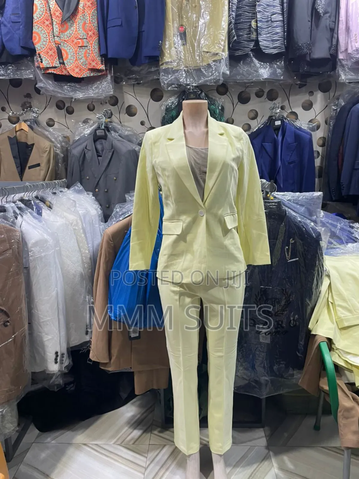 Ladies 2-Piece Trousers Suit in Curry and Gold Colour
