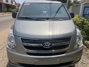 Hyundai Starex 2014 Silver