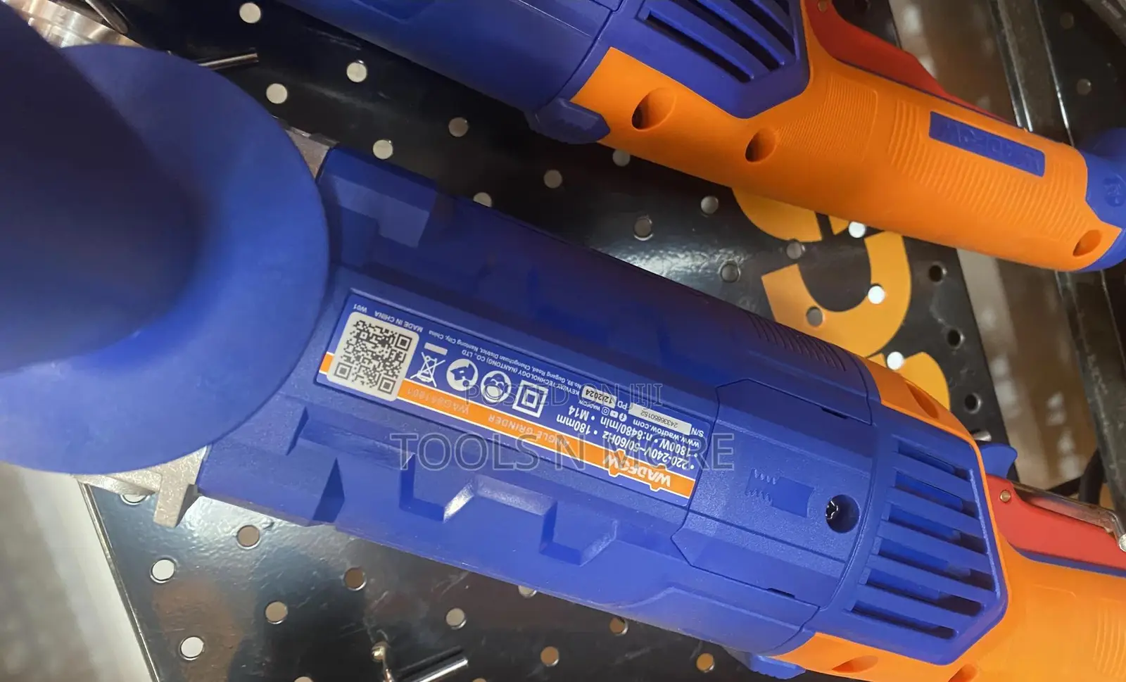 Wadfow Angle Grinder 1800w