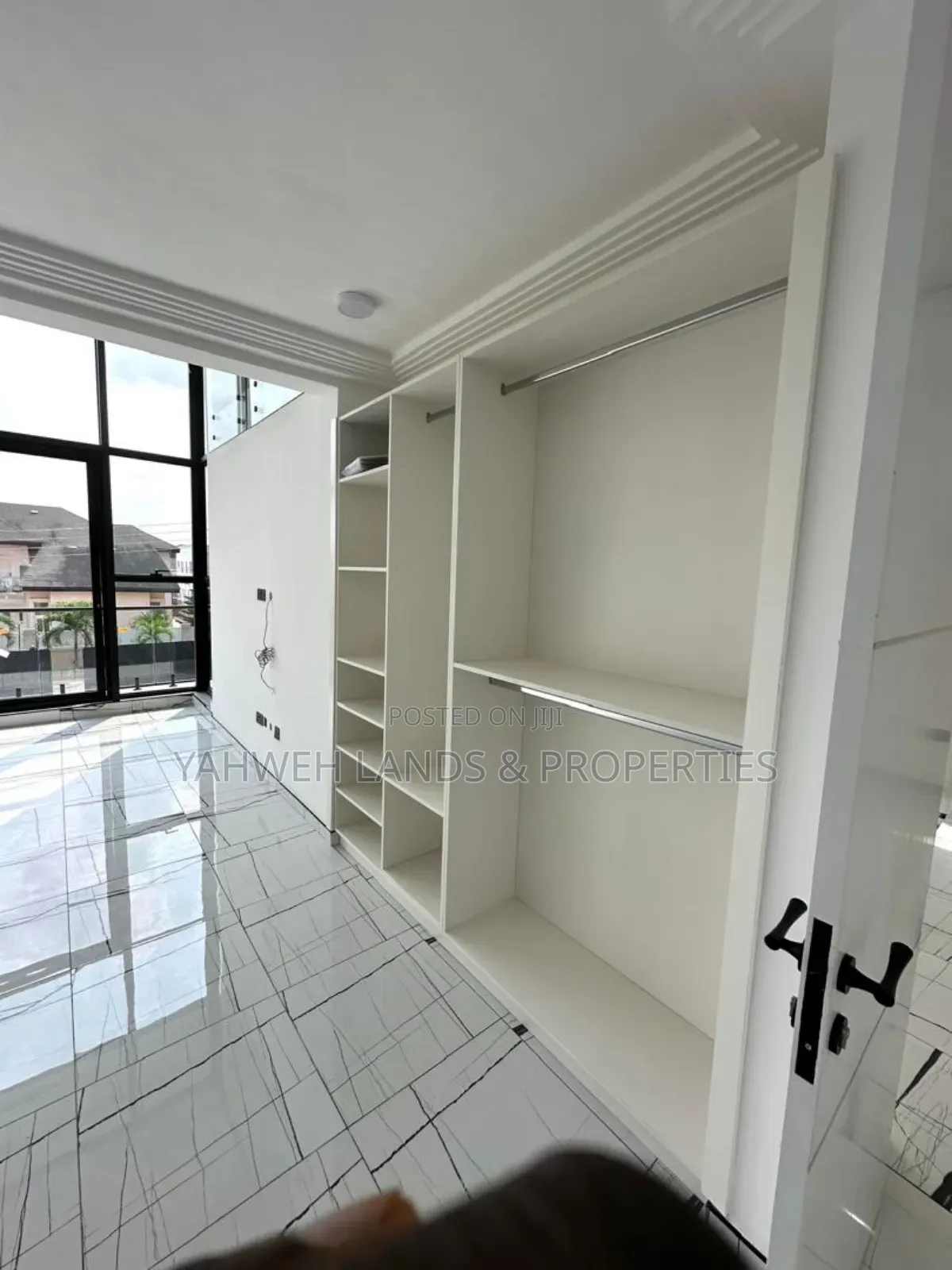 4bdrm House in East Legon for sale
