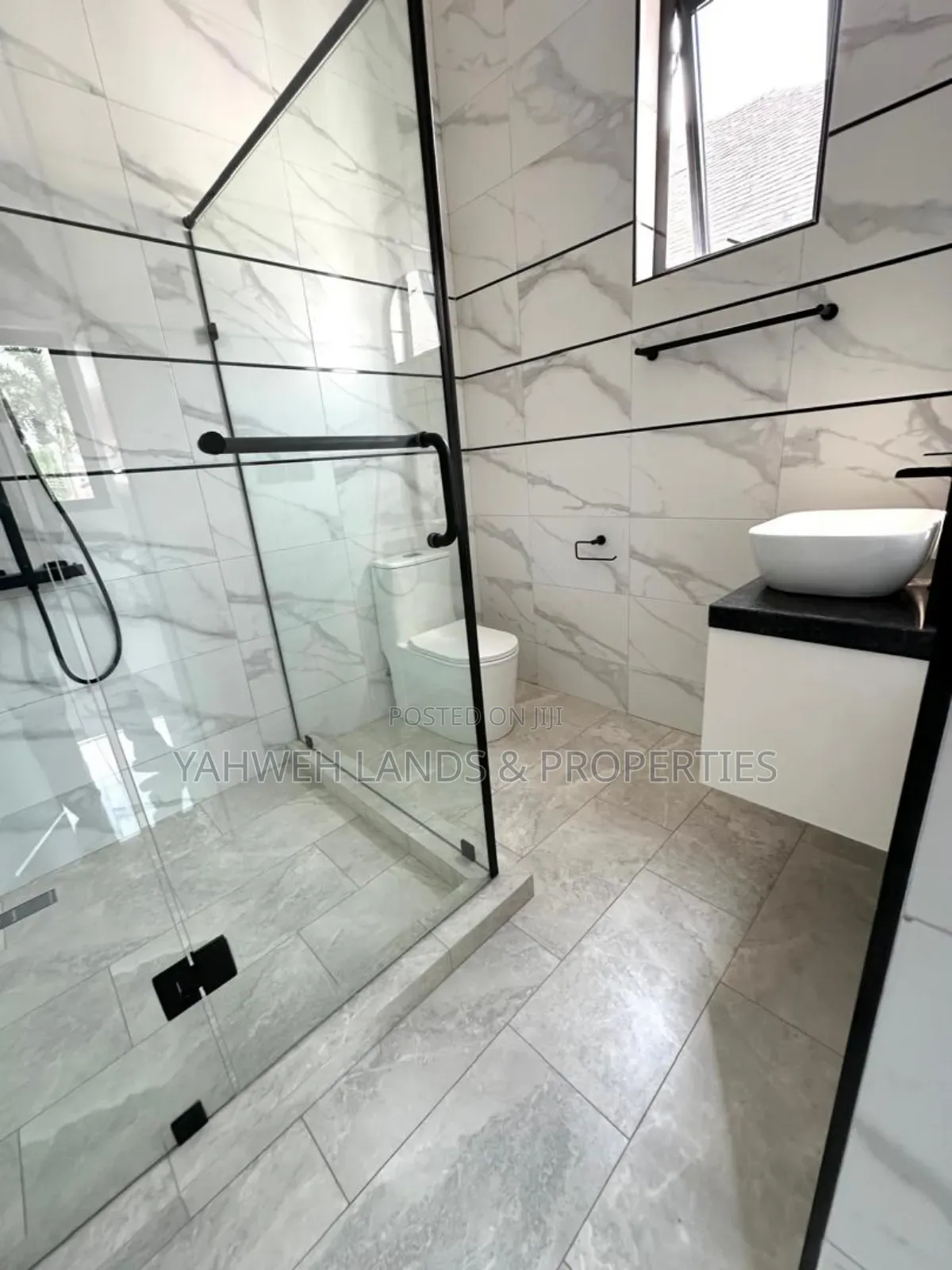 4bdrm House in East Legon for sale