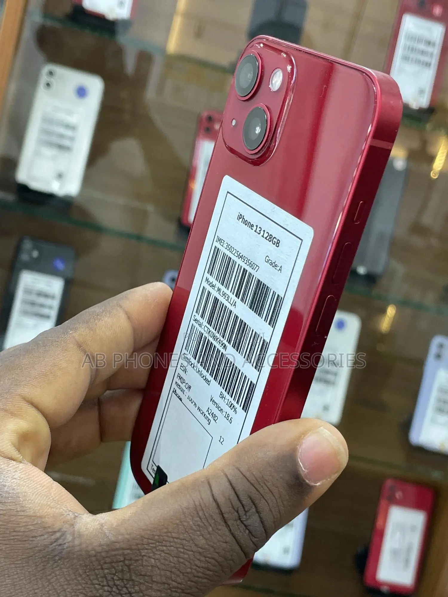 Apple iPhone 13 128 GB Red