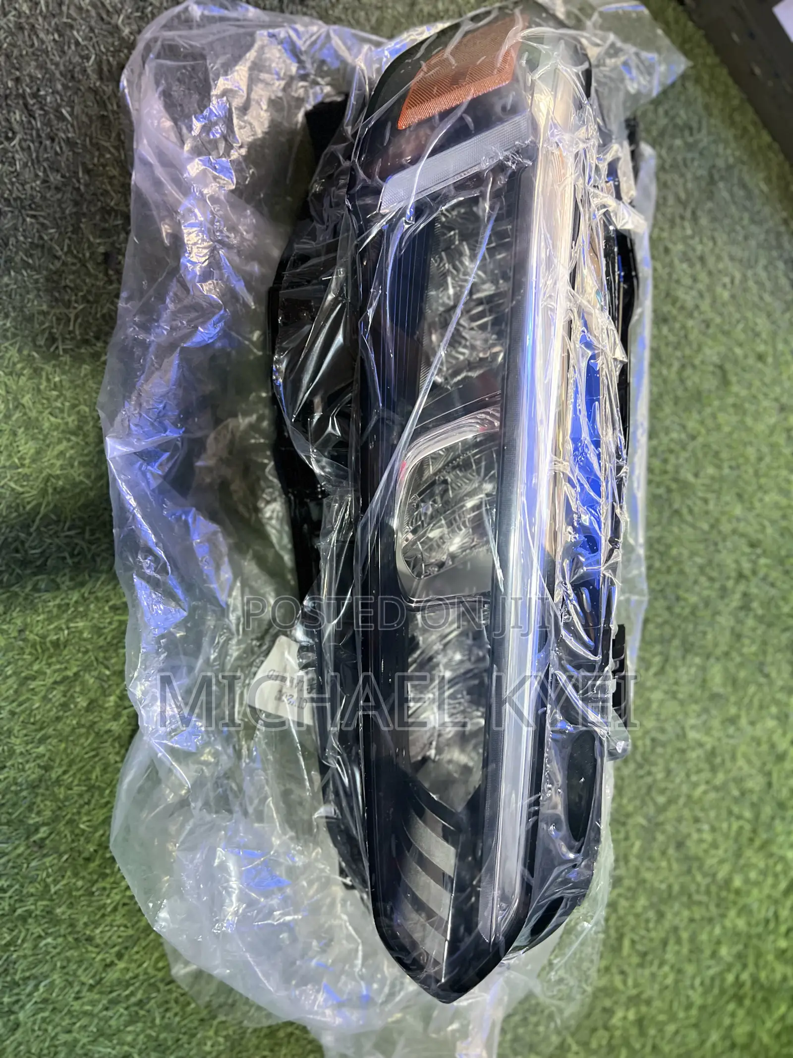 Honda Civic 22 - 25 Headlight