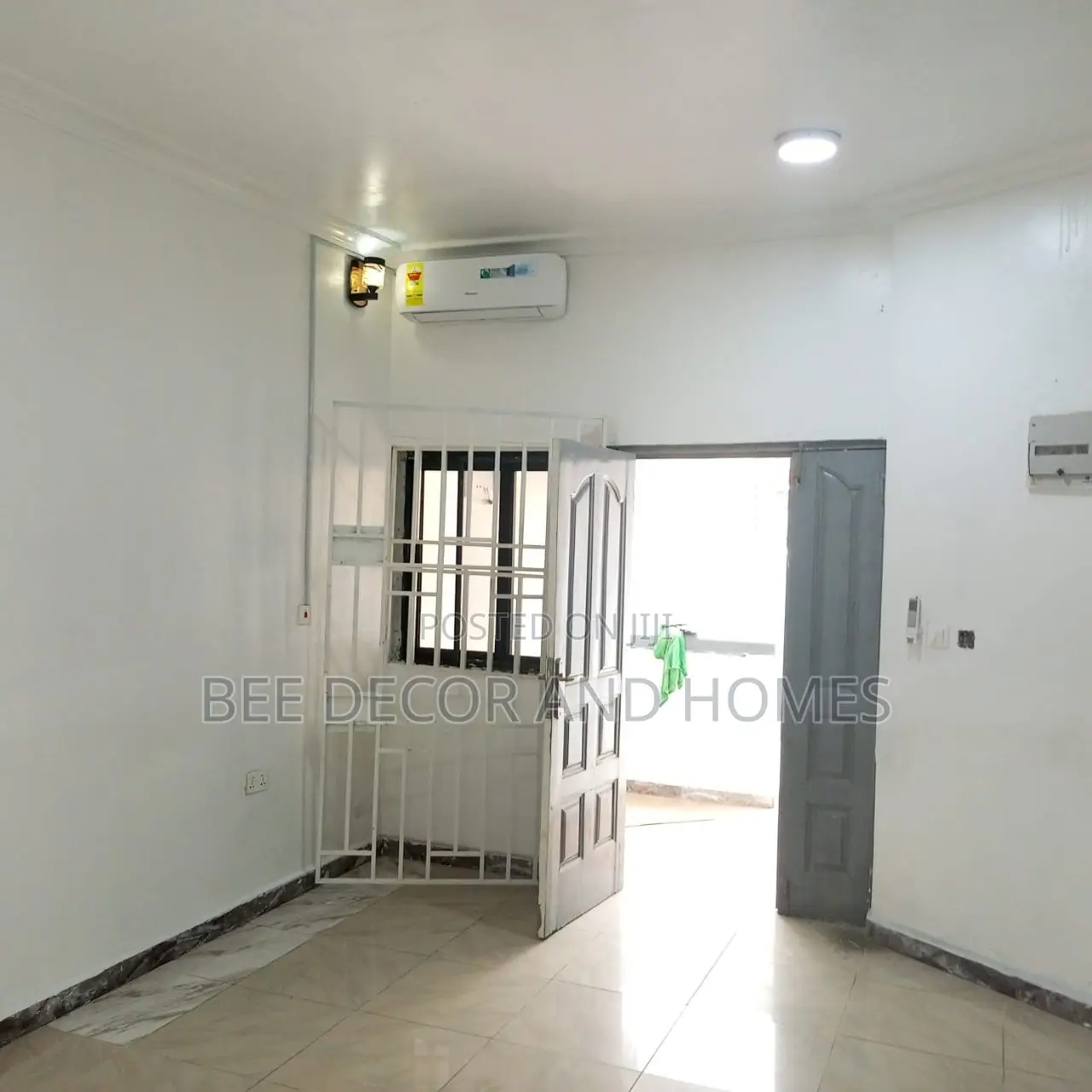 1bdrm Room & Parlour in Bee Decor & Homes, Adenta for rent