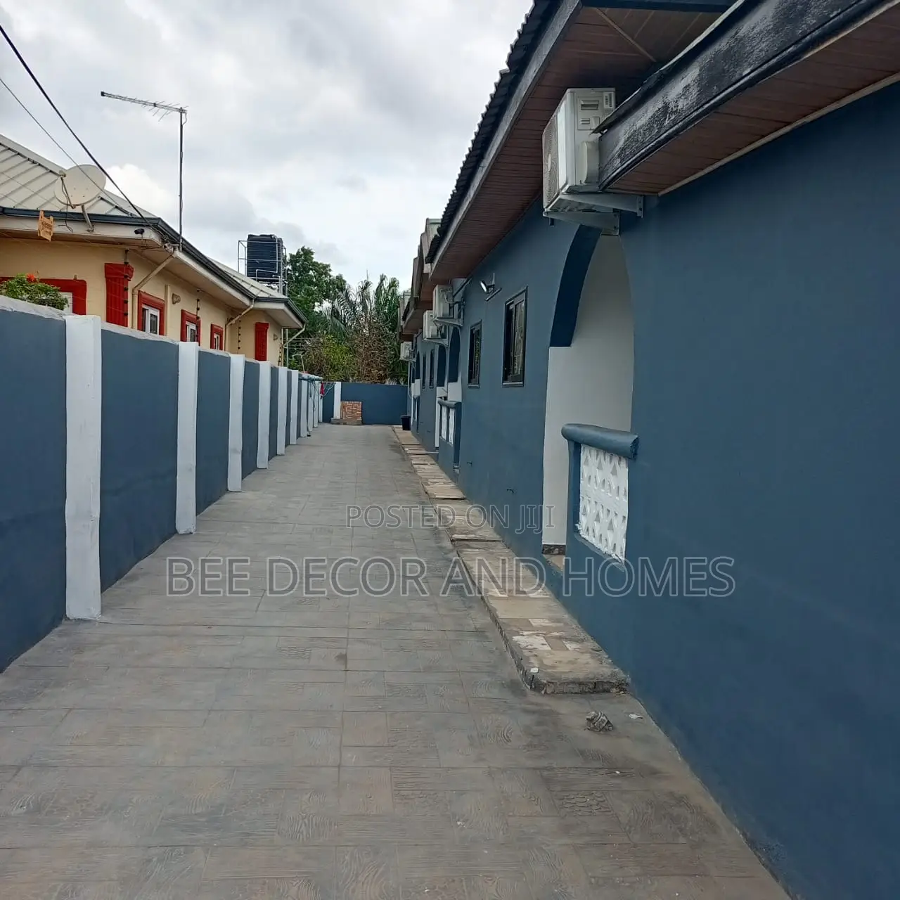 1bdrm Room & Parlour in Bee Decor & Homes, Adenta for rent