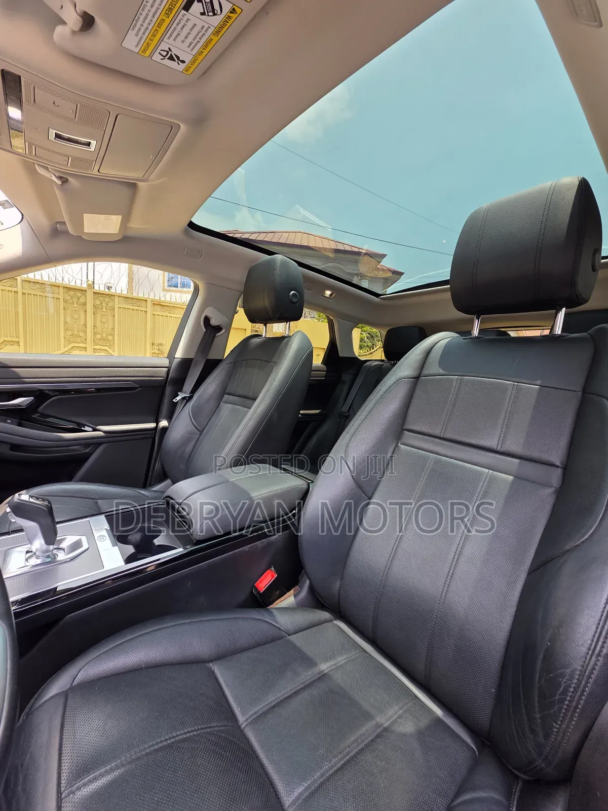 Land Rover Range Rover Evoque S AWD 2020 White