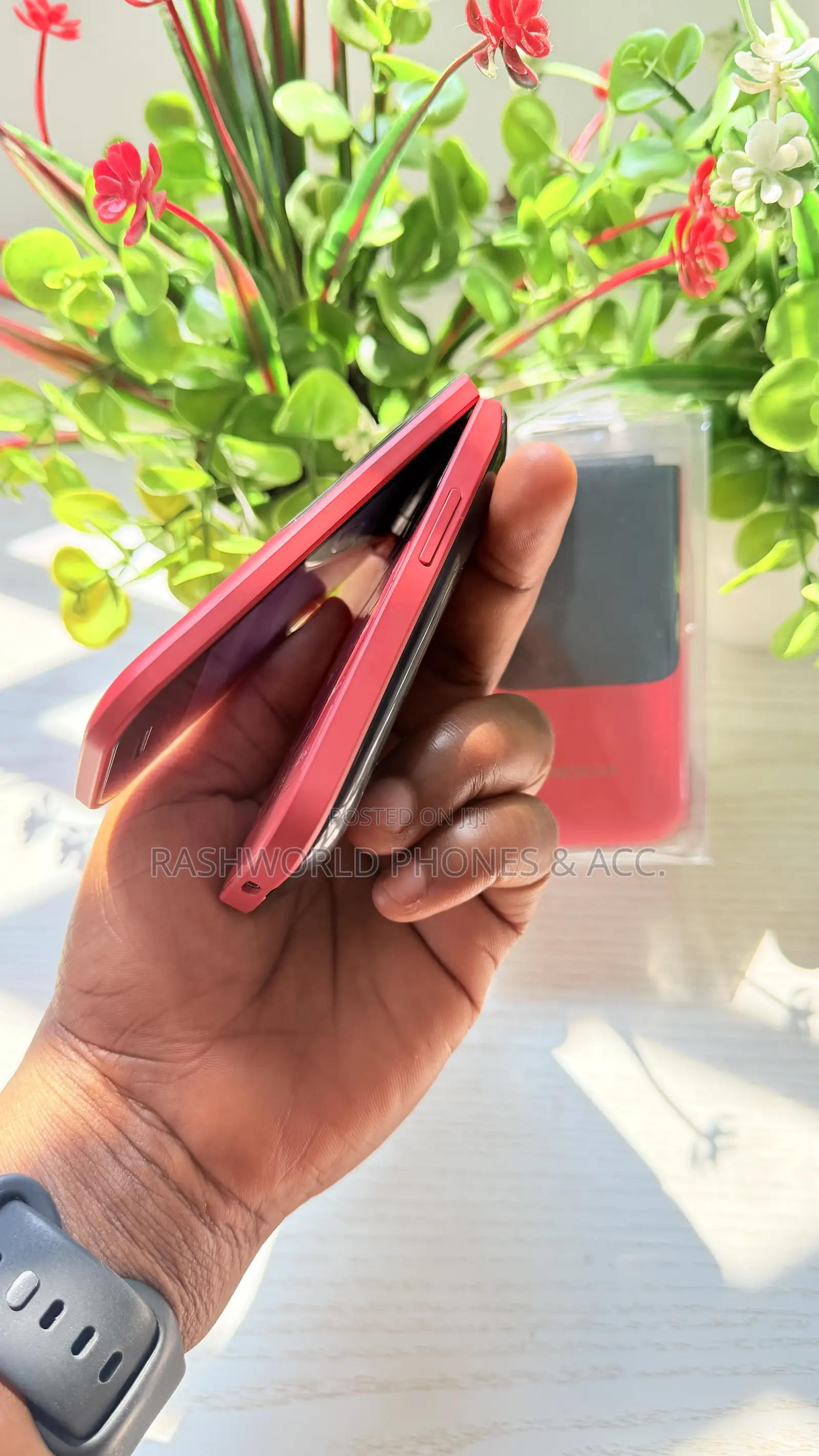 New Nokia 2720 Flip 512 GB Red